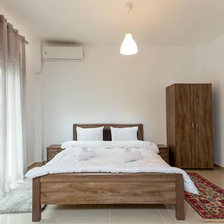 Elegant For 2 People Apartment *